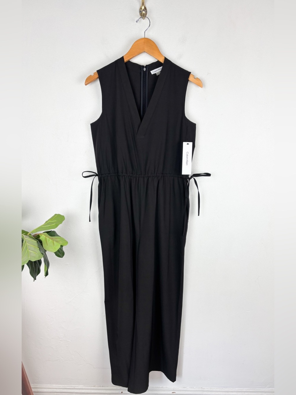 NWT Calvin Klein Black Wide Leg Jumpsuit Sz 4